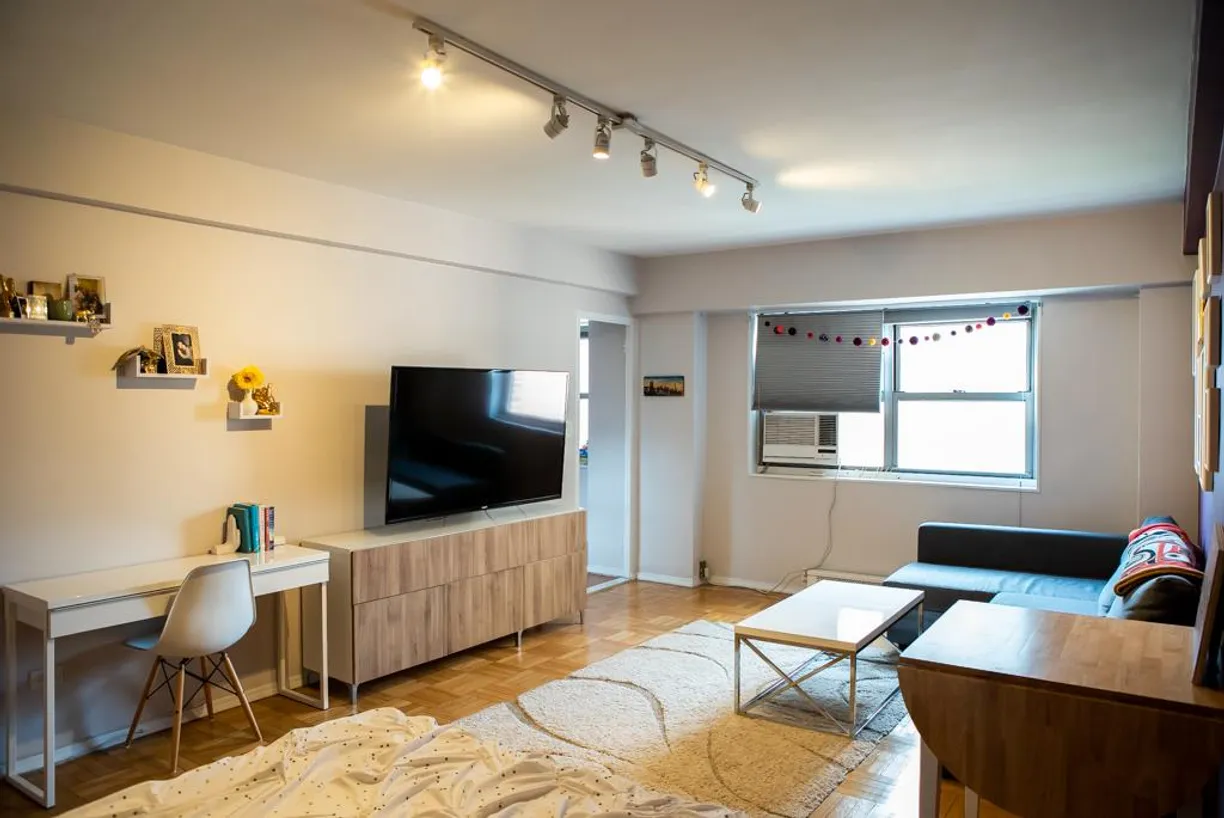New York City Real Estate | View Jay Street | 1 Bath