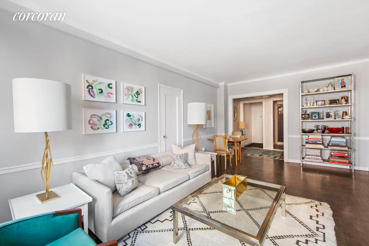 New York City Real Estate | View 41 Fifth Avenue, 8A | room 2