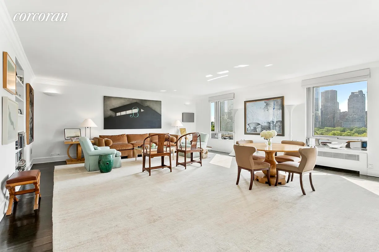 New York City Real Estate | View 825 Fifth Avenue, 13B | Living Room