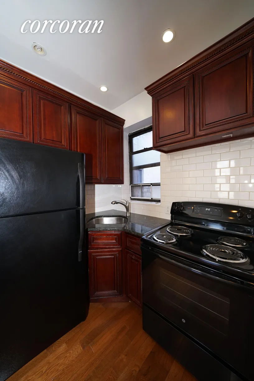 New York City Real Estate | View 1274 First Avenue, 24 | room 2
