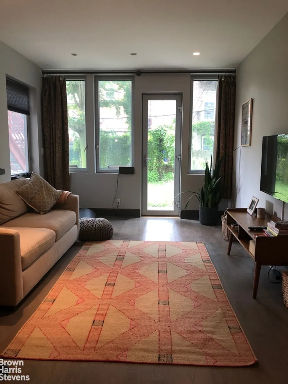 New York City Real Estate | View 3rd Place | 3 Beds, 3 Baths