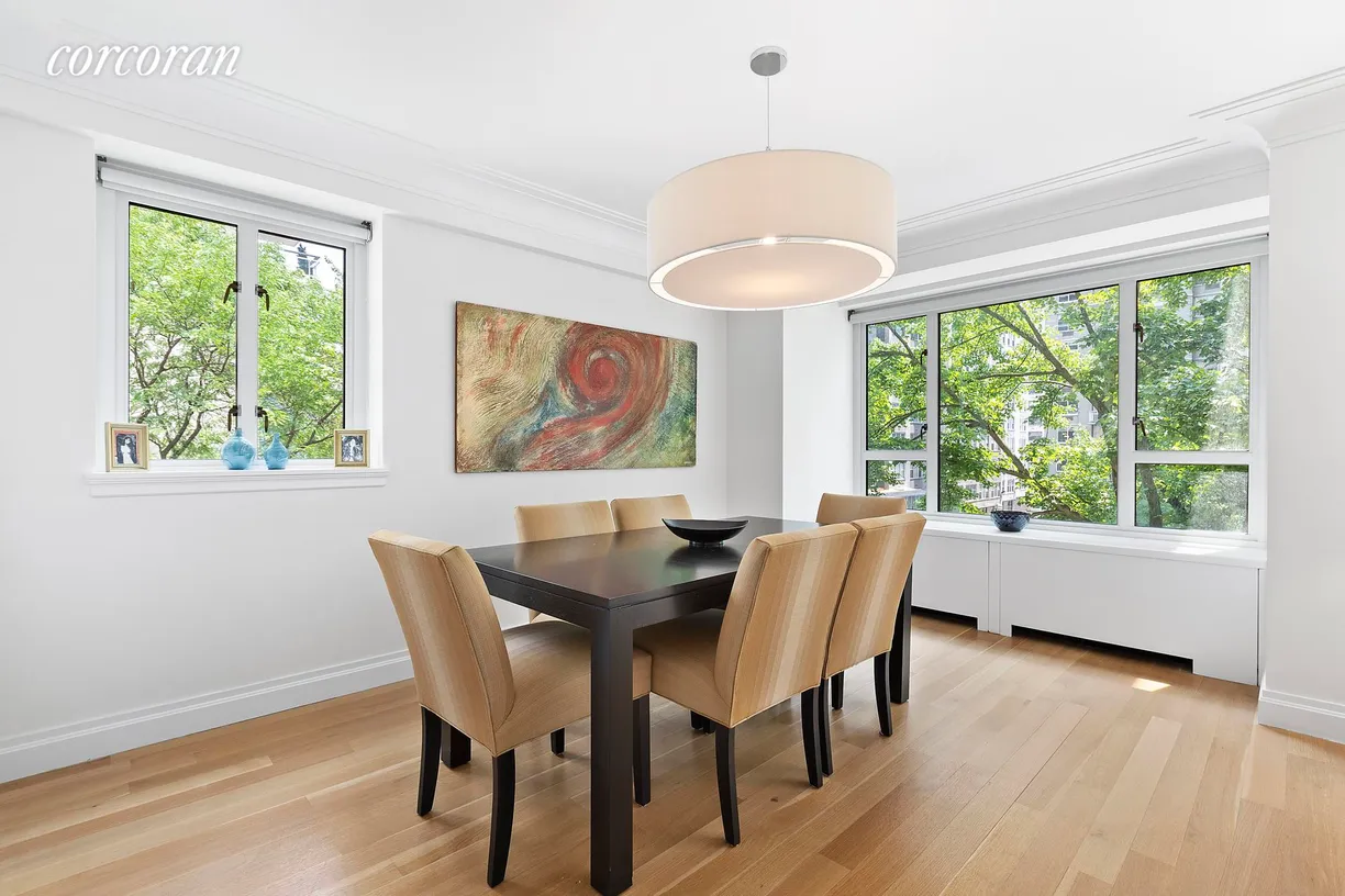 New York City Real Estate | View 200 East 66th Street, D502 | Dining Area