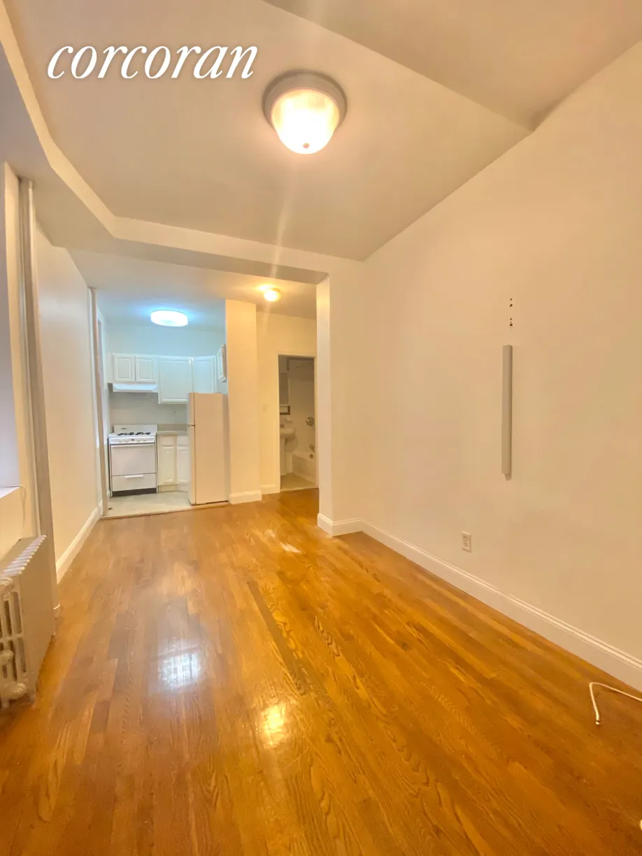 New York City Real Estate | View 413 East 70th Street, 3 | room 1
