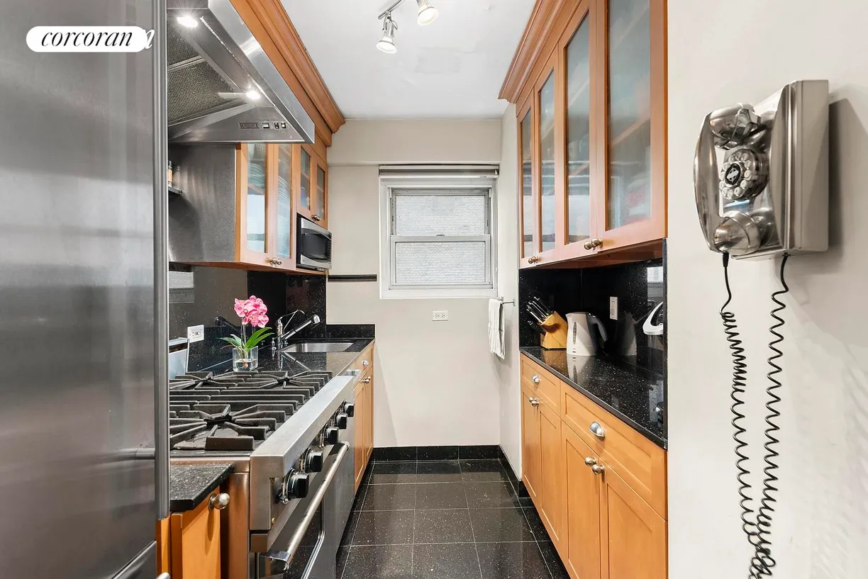 New York City Real Estate | View 69 West 9th Street, 5GH | room 2