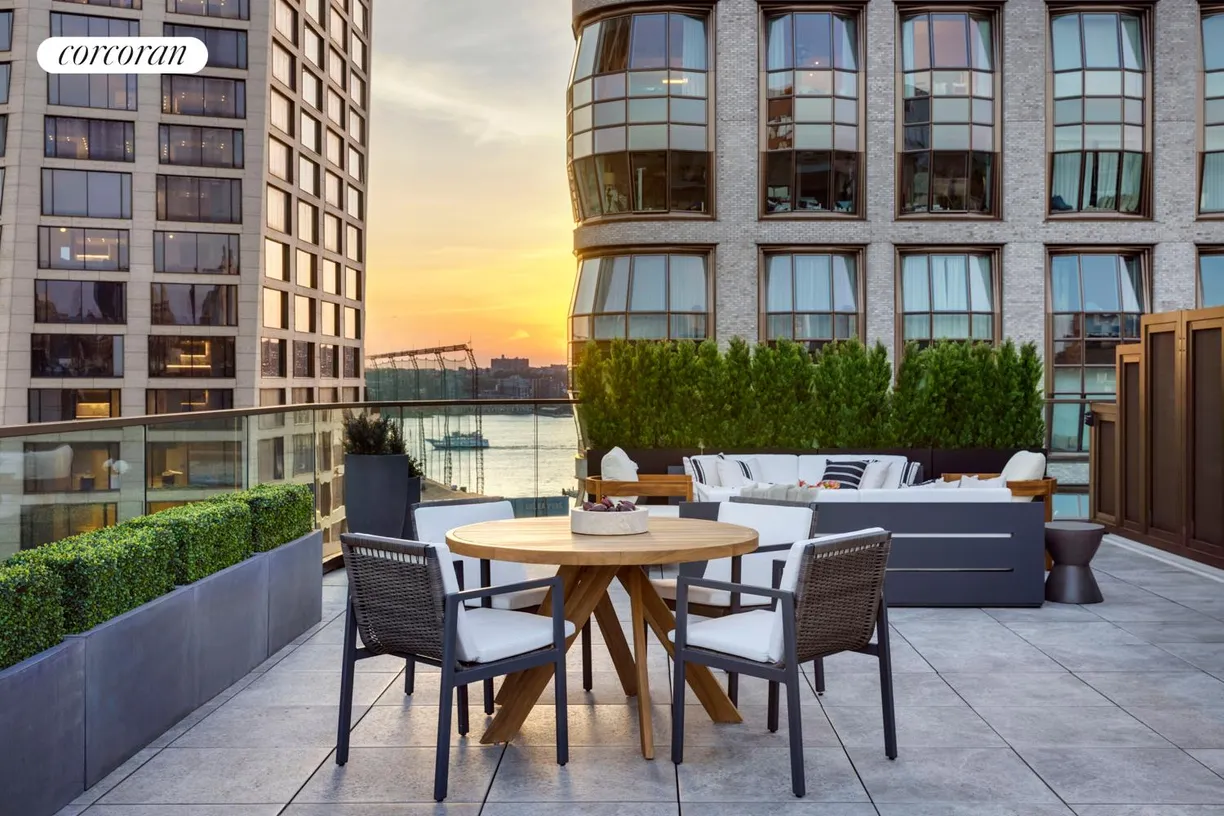 New York City Real Estate | View 515 West 18th Street, PH1015 | 3 Beds, 3 Baths
