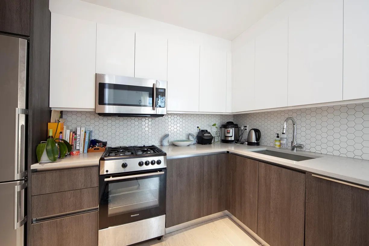 New York City Real Estate | View 178 North 11th Street, 6A | 1 Bath