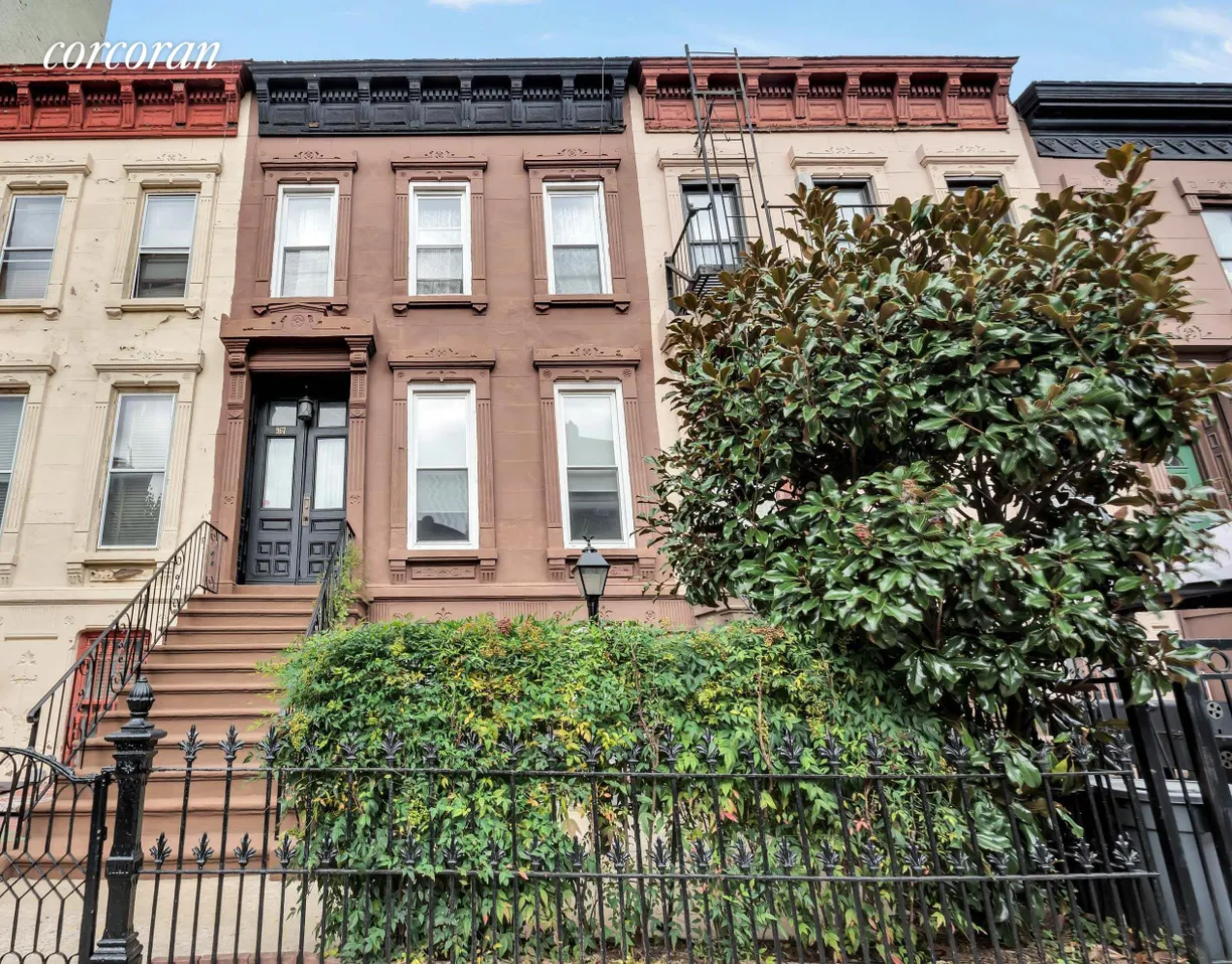 New York City Real Estate | View 967 Greene Avenue | 4 Beds, 3 Baths