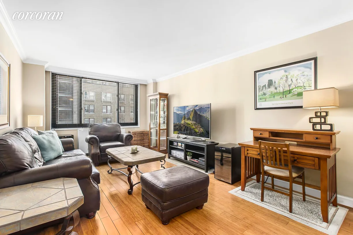 New York City Real Estate | View 2025 Broadway, 15C | 1 Bed, 1 Bath