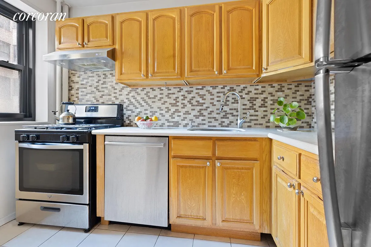 New York City Real Estate | View 209 Clinton Avenue, 4E | Kitchen