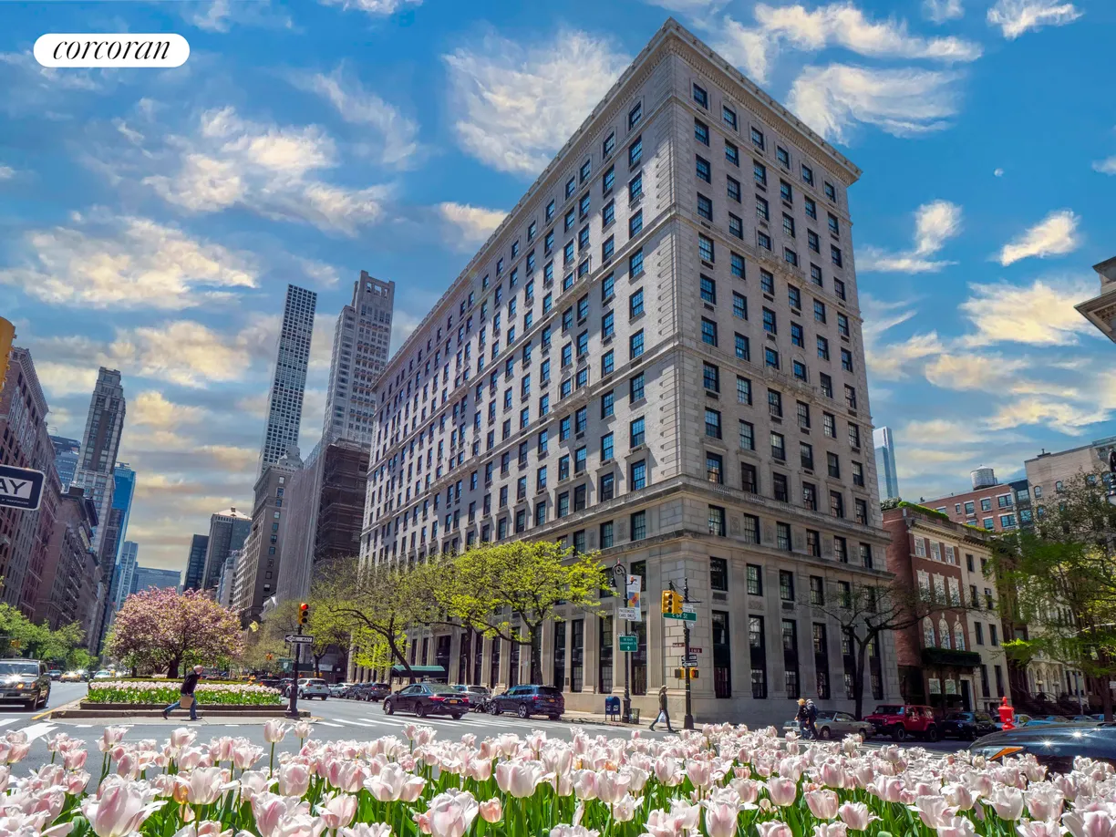 New York City Real Estate | View 580 Park Avenue, 1F | 2 Baths