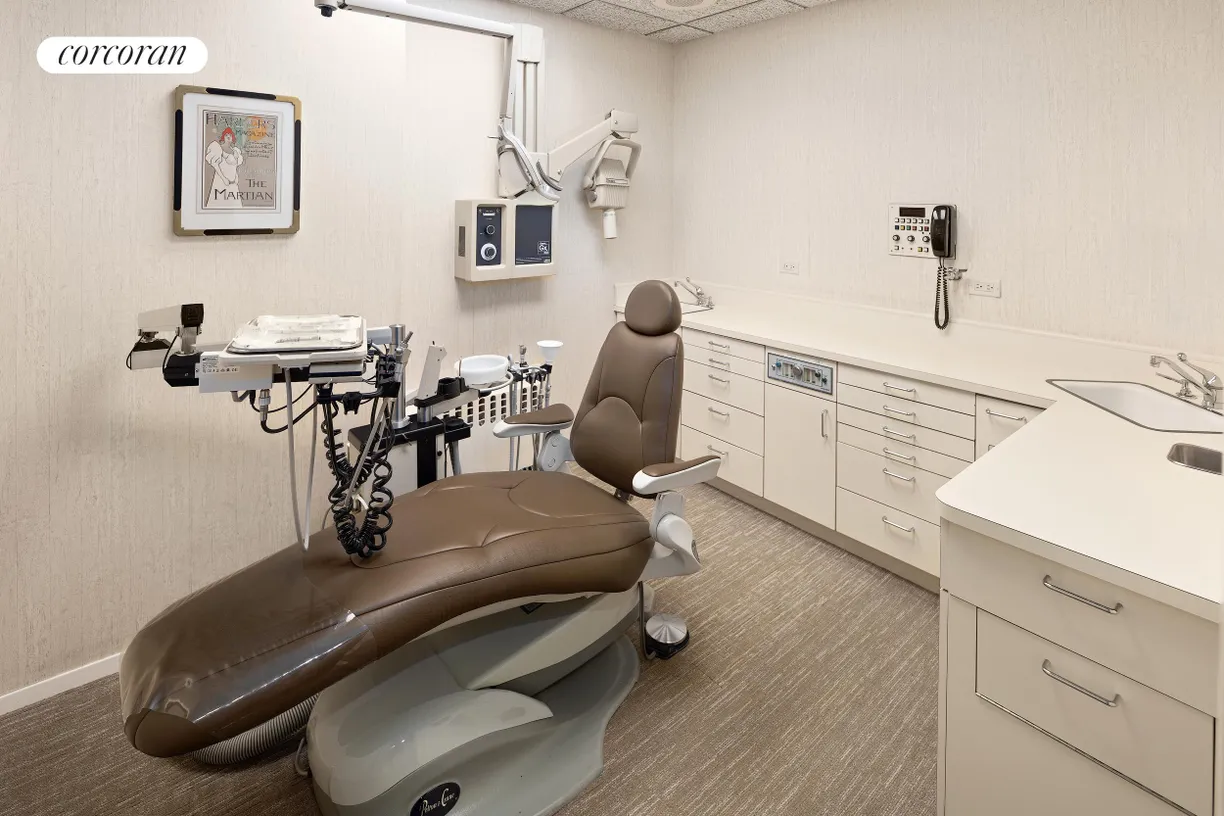 New York City Real Estate | View 580 Park Avenue, 1F | Exam Room