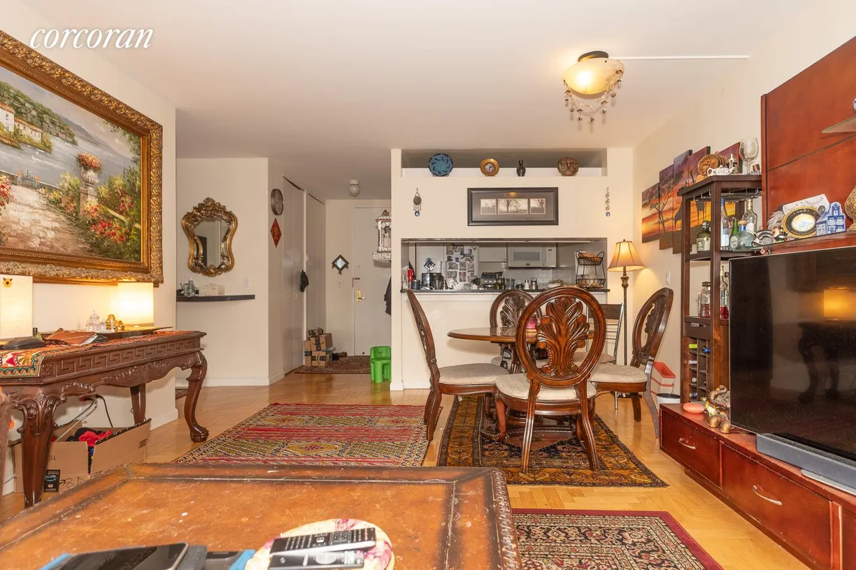 New York City Real Estate | View 201 West 72nd Street, 8D | room 1