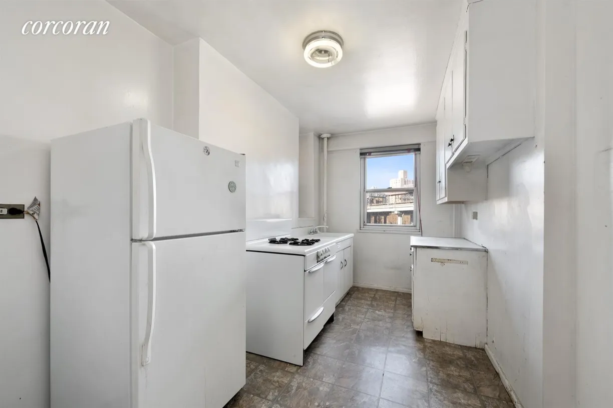 New York City Real Estate | View 477 Fdr Drive, M703 | Windowed Kitchen