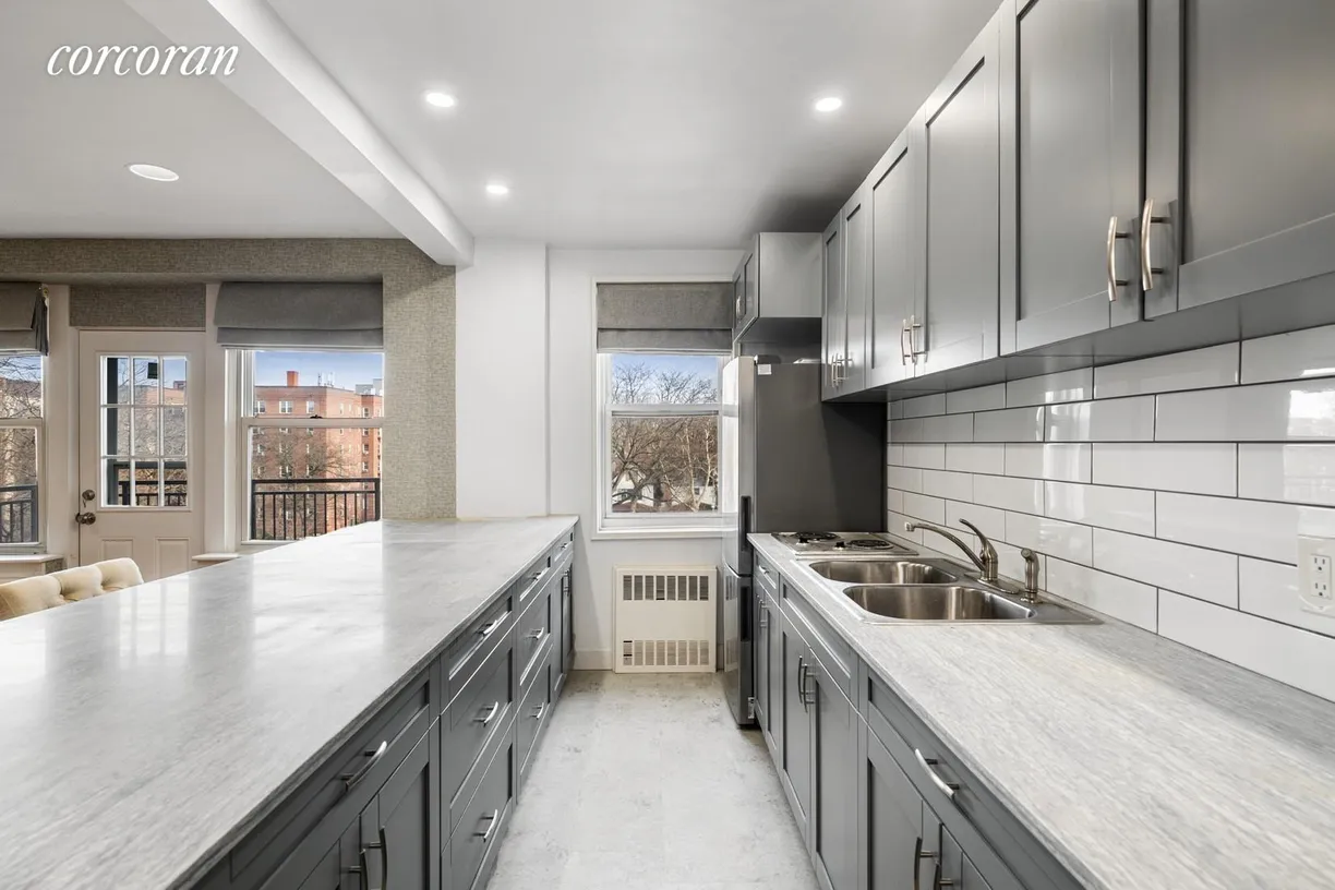 New York City Real Estate | View 800 Ocean Parkway, 4D | room 1