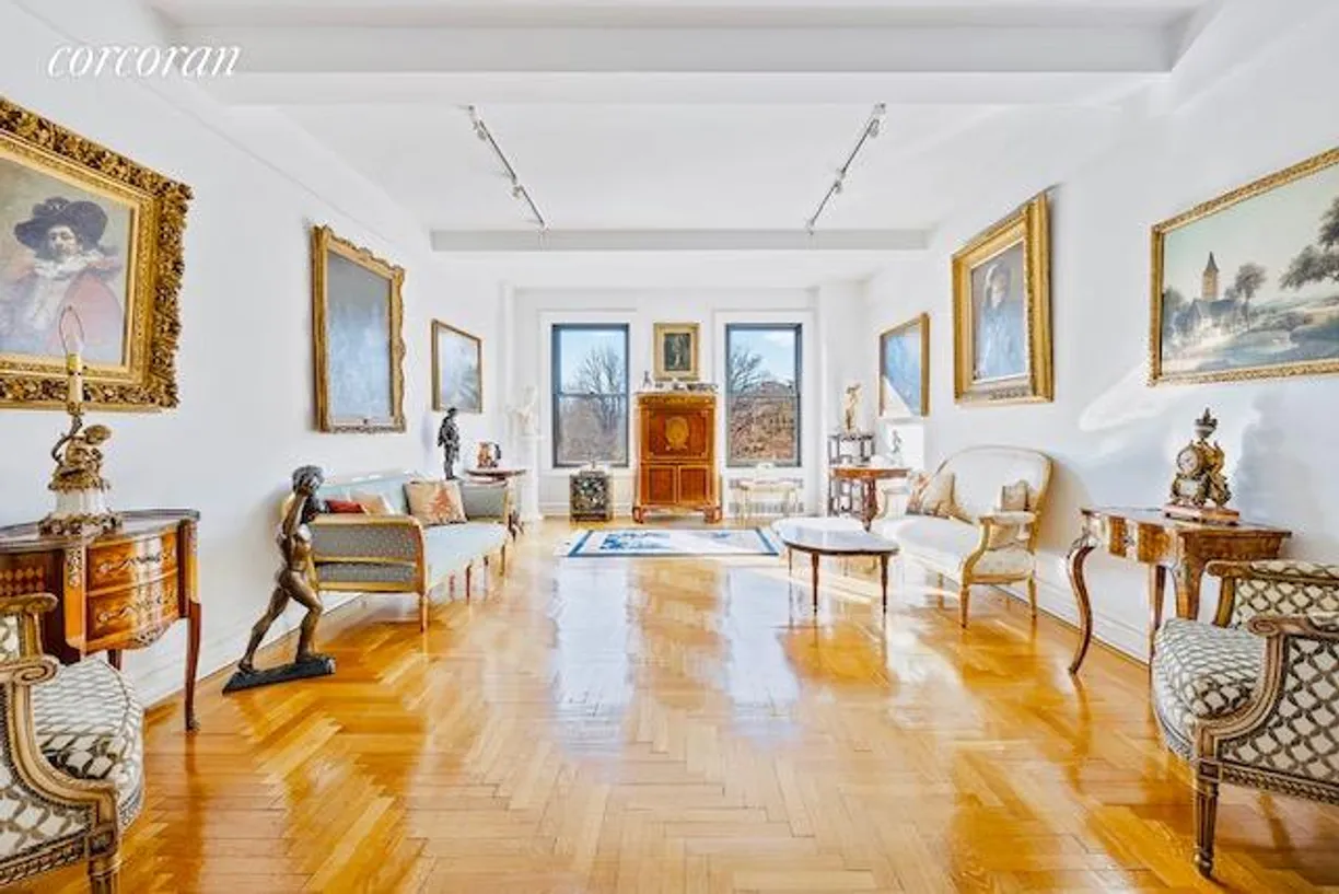 New York City Real Estate | View 135 Eastern Parkway, 4B | 4 Beds, 3 Baths