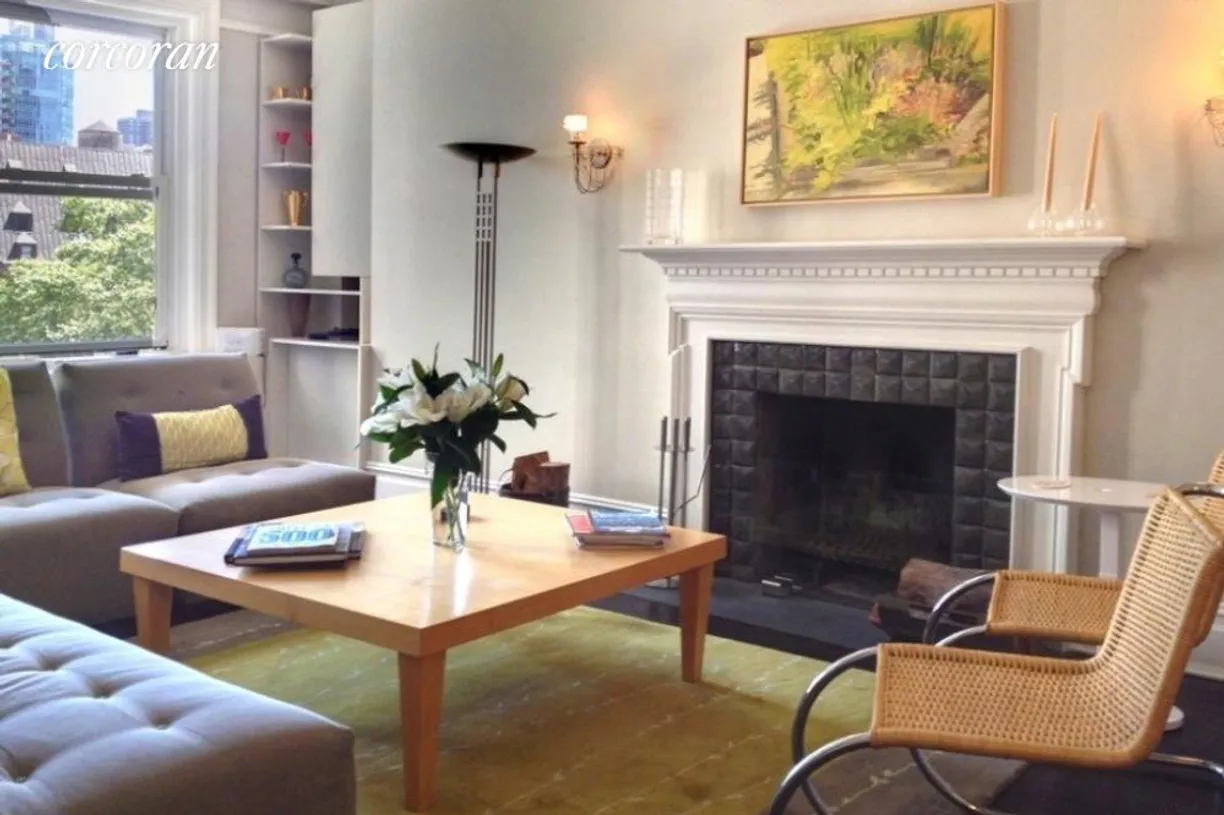 New York City Real Estate | View 212 East 48th Street, 9D | room 1