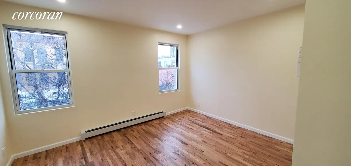 New York City Real Estate | View 301 Graham Avenue, 3 | room 1