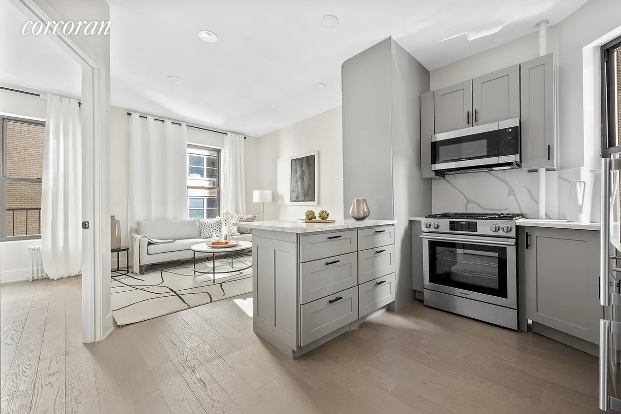 New York City Real Estate | View 211 West 88th Street, 2A | 2 Beds, 1 Bath