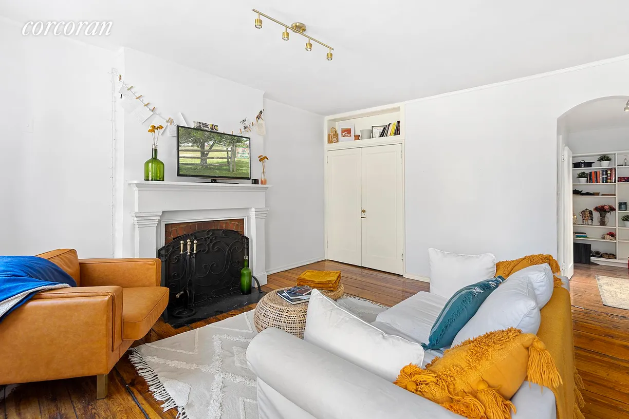 New York City Real Estate | View 290 West 11th Street, 2A | Living Room