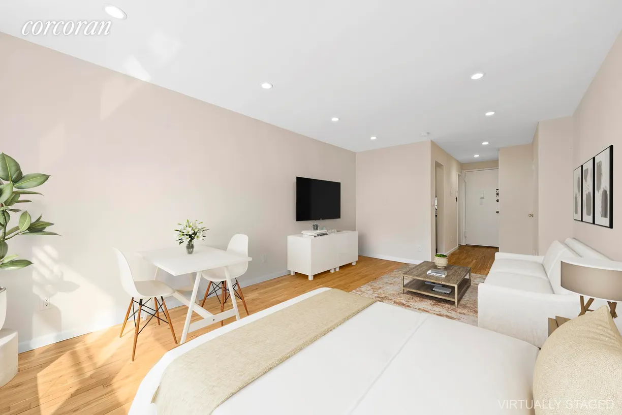 New York City Real Estate | View 311 East 75th Street, 4G | Living and Dining