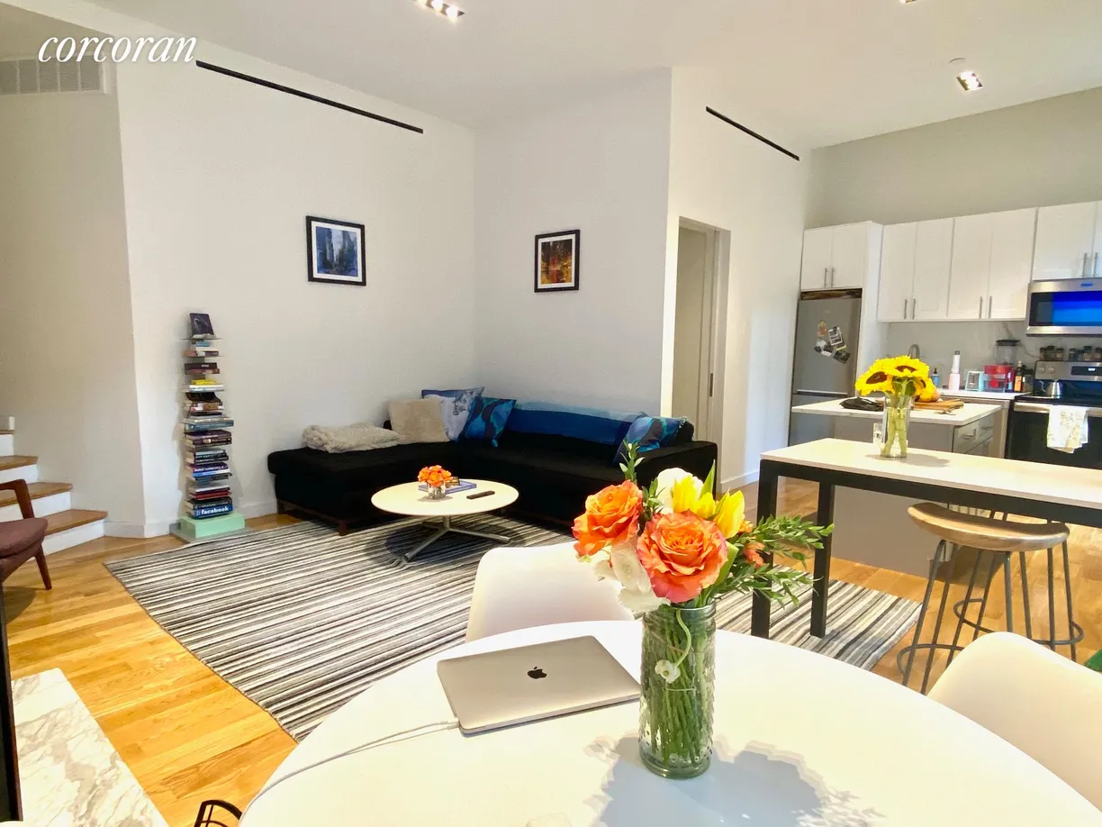 New York City Real Estate | View 20 Commerce Street, 1A | Living Room