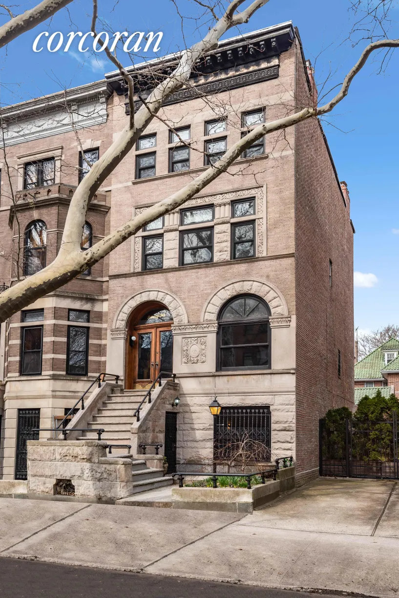 New York City Real Estate | View 71 Midwood Street | 5 Beds, 3 Baths