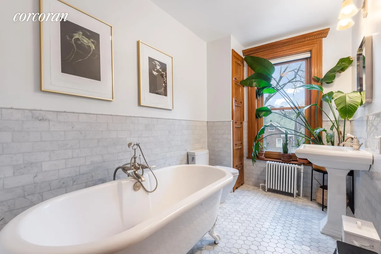 New York City Real Estate | View 71 Midwood Street | room 9 | View 10