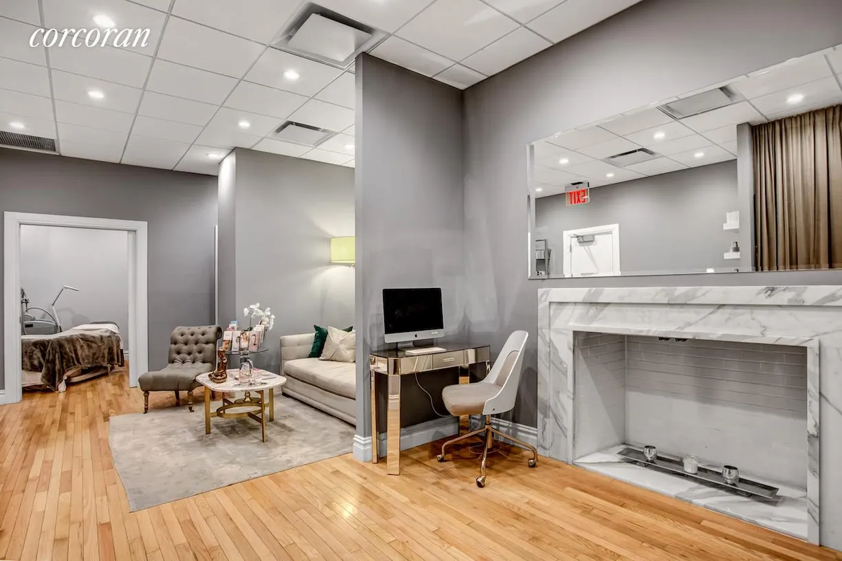 New York City Real Estate | View 9 East 62nd Street, 1 | room 2