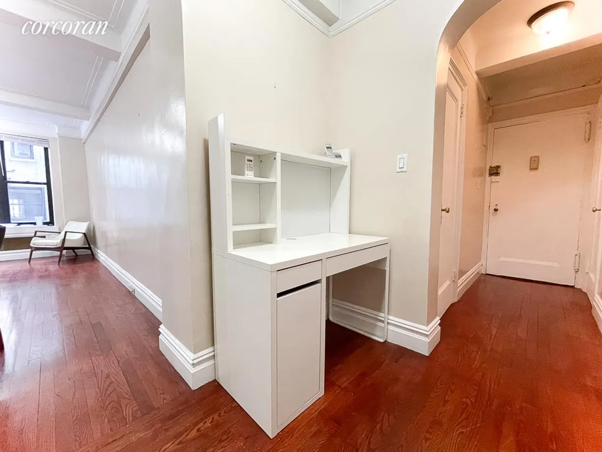 New York City Real Estate | View 7 Park Avenue, 2I | room 2