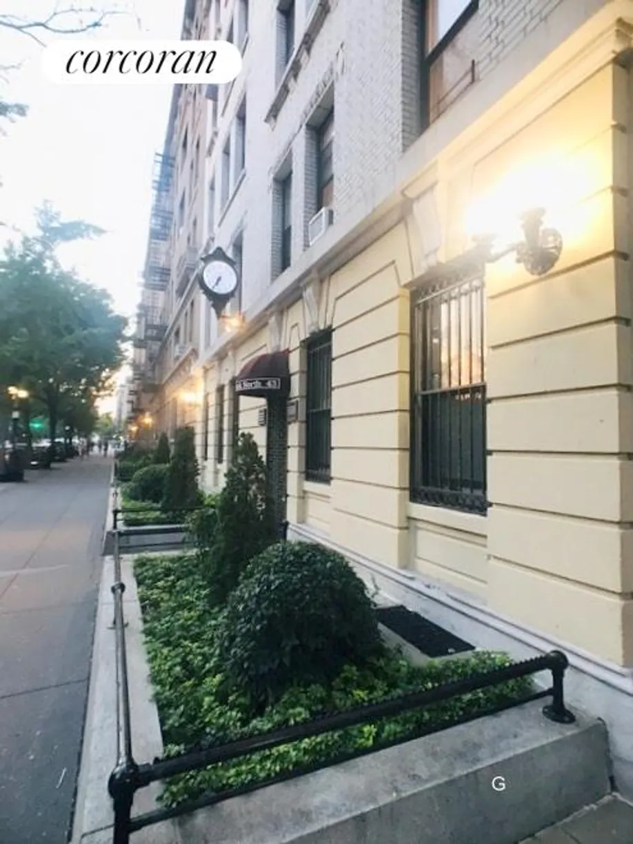 New York City Real Estate | View 35 Central Park North, 1AB | 2 Baths
