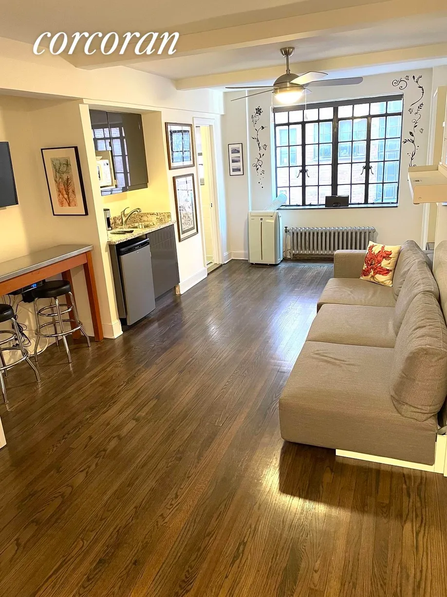 New York City Real Estate | View 325 East 41st Street, 703 | room 2