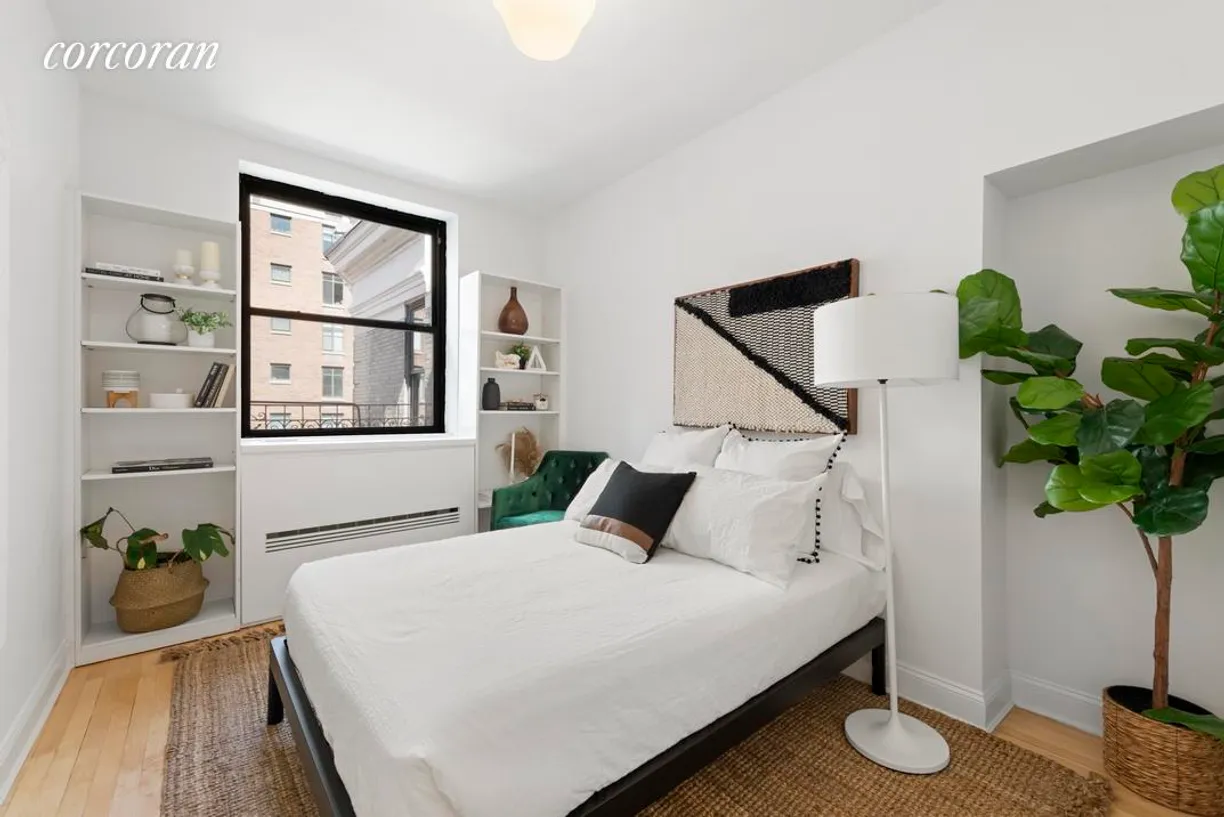 New York City Real Estate | View 214 Riverside Drive, 711/712 | room 5 | View 6