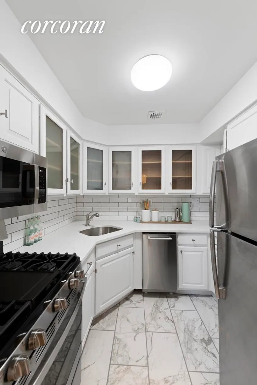 New York City Real Estate | View 214 Riverside Drive, 711/712 | room 11 | View 12