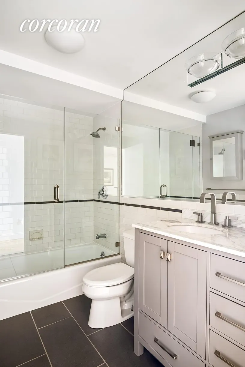New York City Real Estate | View 195 15th Street, C2 | Full Bathroom | View 4