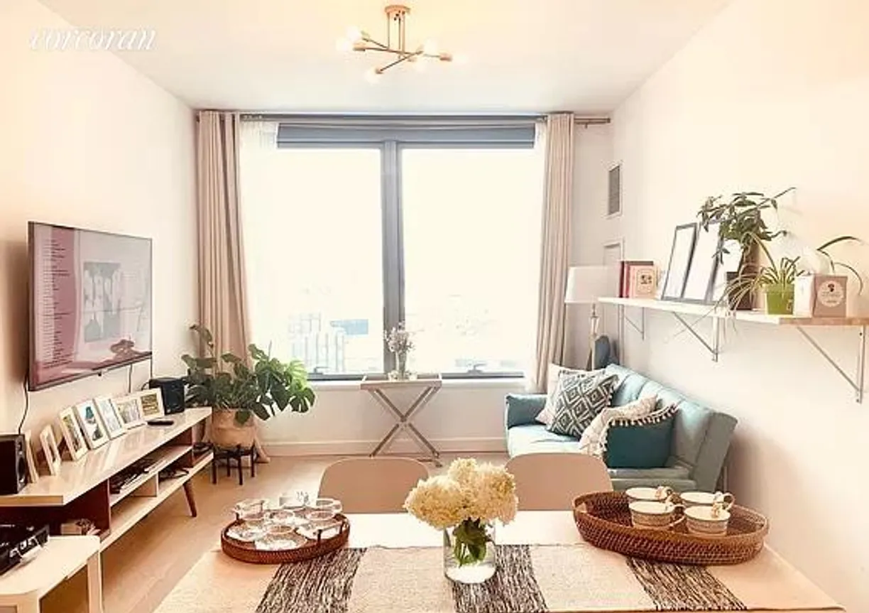 New York City Real Estate | View 3 Court Square, 1107 | Living Room