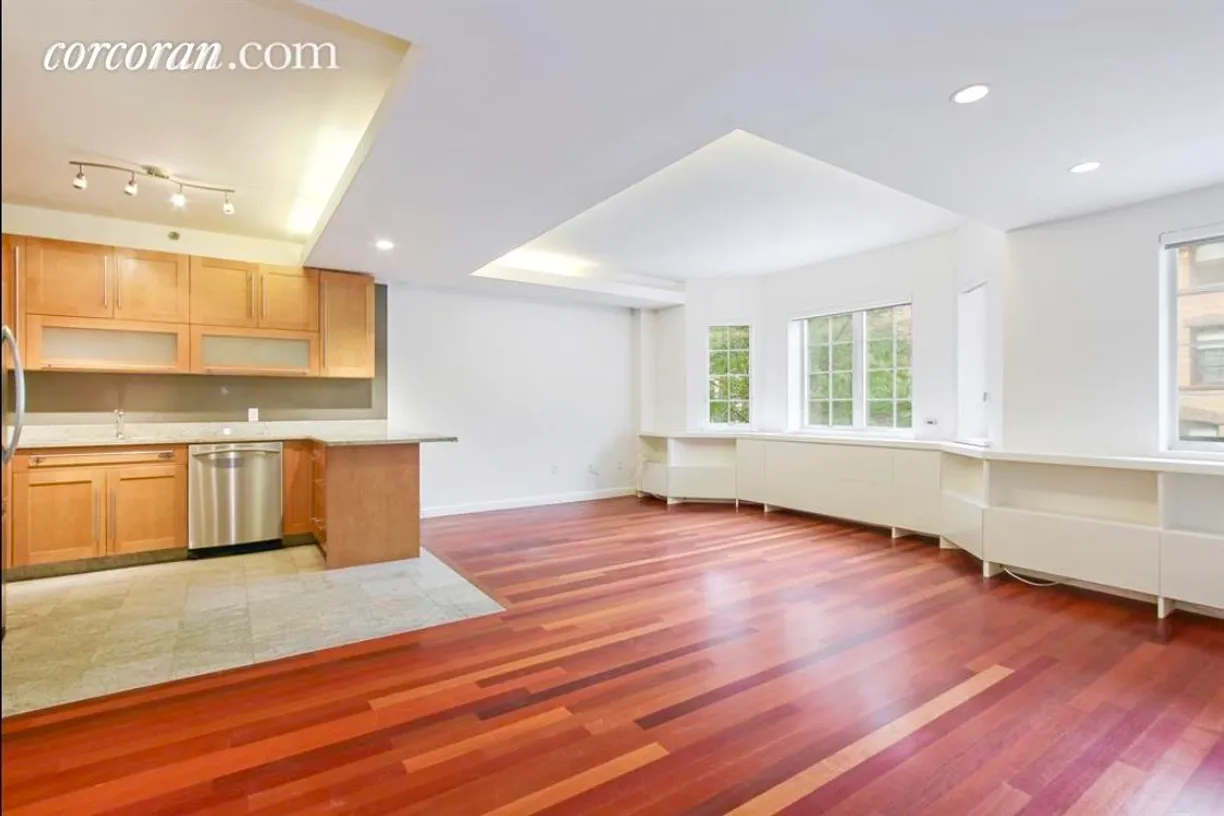 New York City Real Estate | View 354 2Nd Street, 2B | Living Room