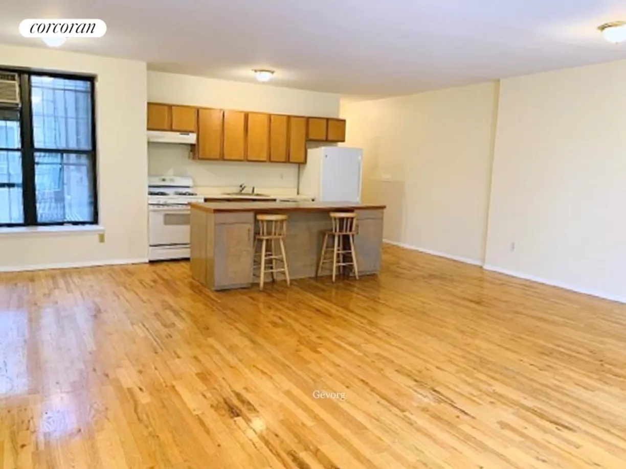New York City Real Estate | View 35 Central Park North, 2B | room 1