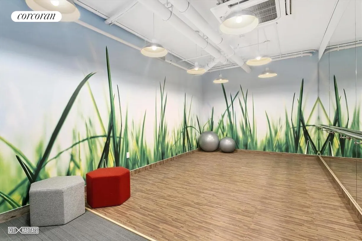 New York City Real Estate | View 33 Lincoln Road, 6A | room 10 | View 11
