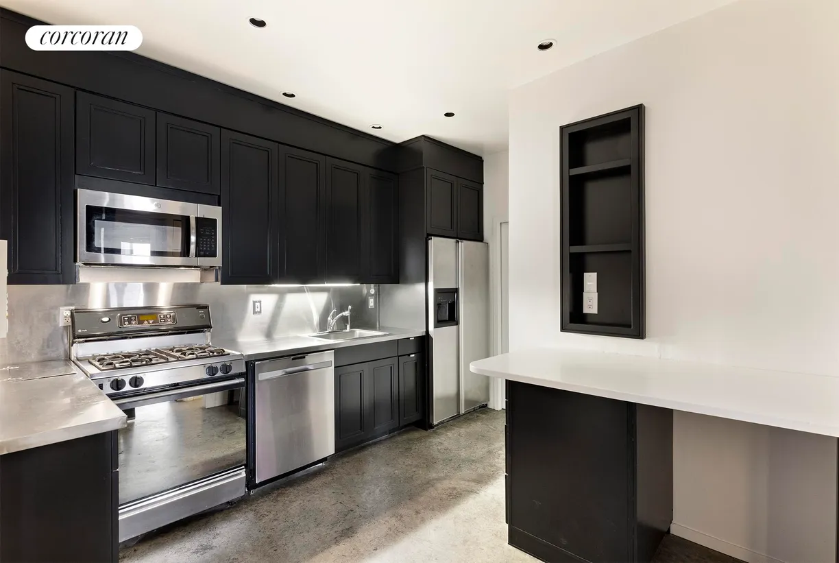 New York City Real Estate | View 525 West 22nd Street, PHB | room 2
