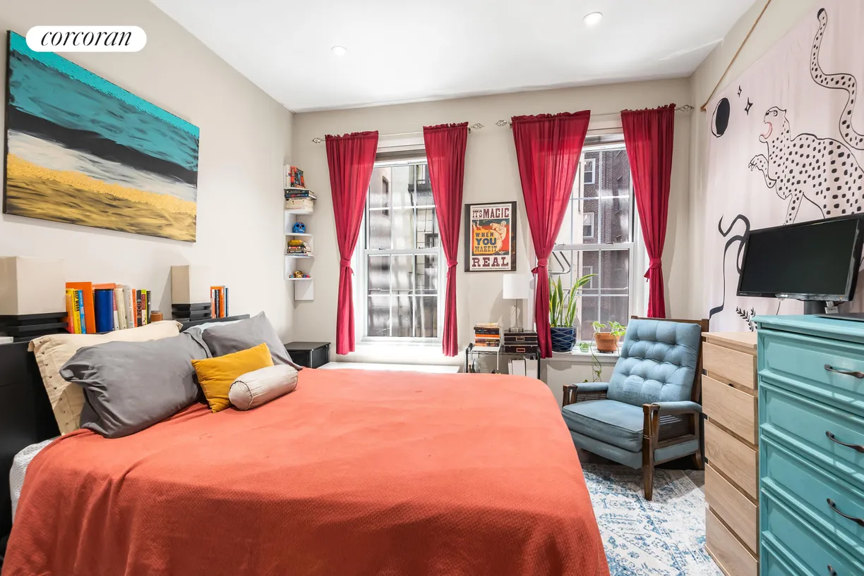 New York City Real Estate | View 162 East 91st Street, 2D | room 2