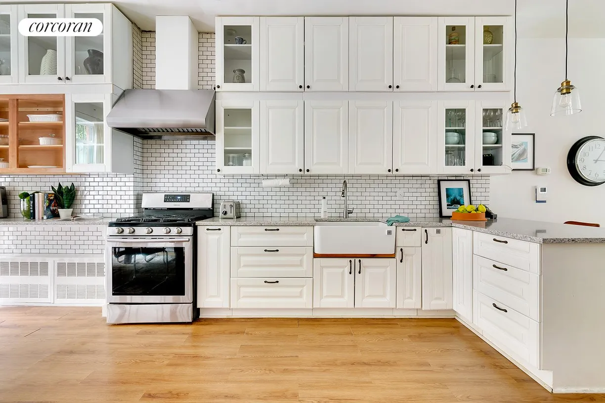 New York City Real Estate | View 149 Manhattan Avenue | Kitchen