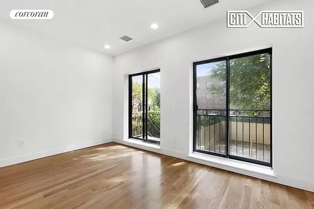 New York City Real Estate | View 2111 Fifth Avenue, 1 | room 2