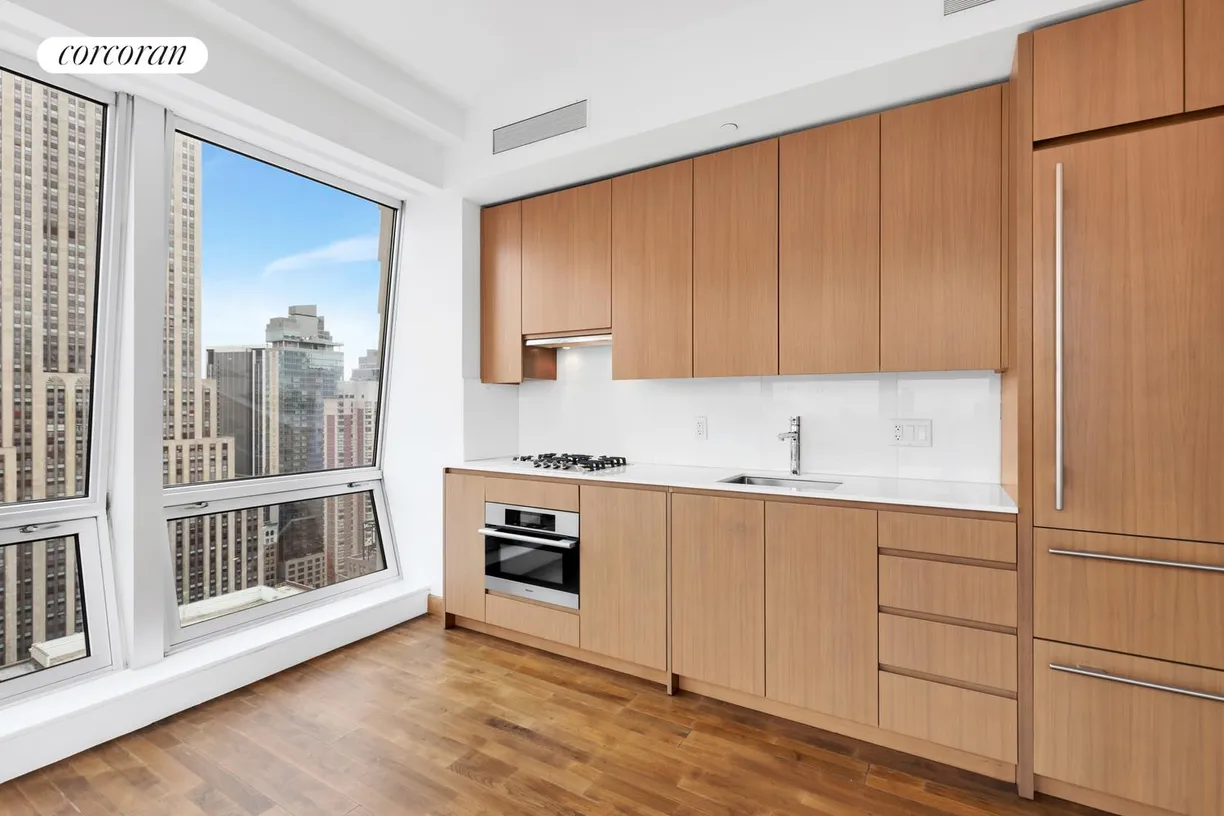 New York City Real Estate | View 400 Fifth Avenue, 33A | room 1