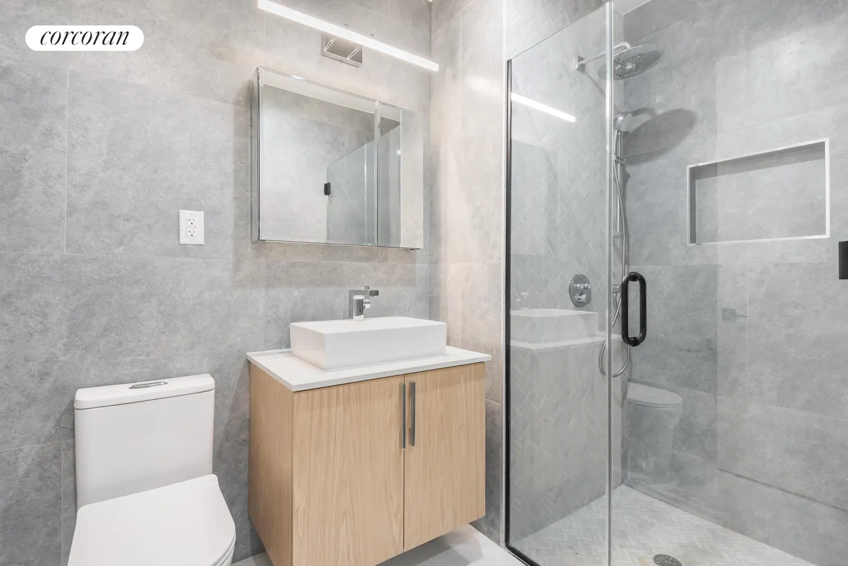 New York City Real Estate | View 674 Hancock Street, 1A | room 4 | View 5