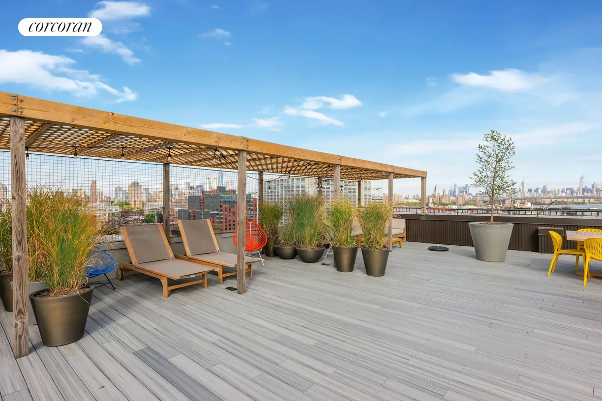 New York City Real Estate | View 275 Park Avenue, 3L | room 7 | View 8