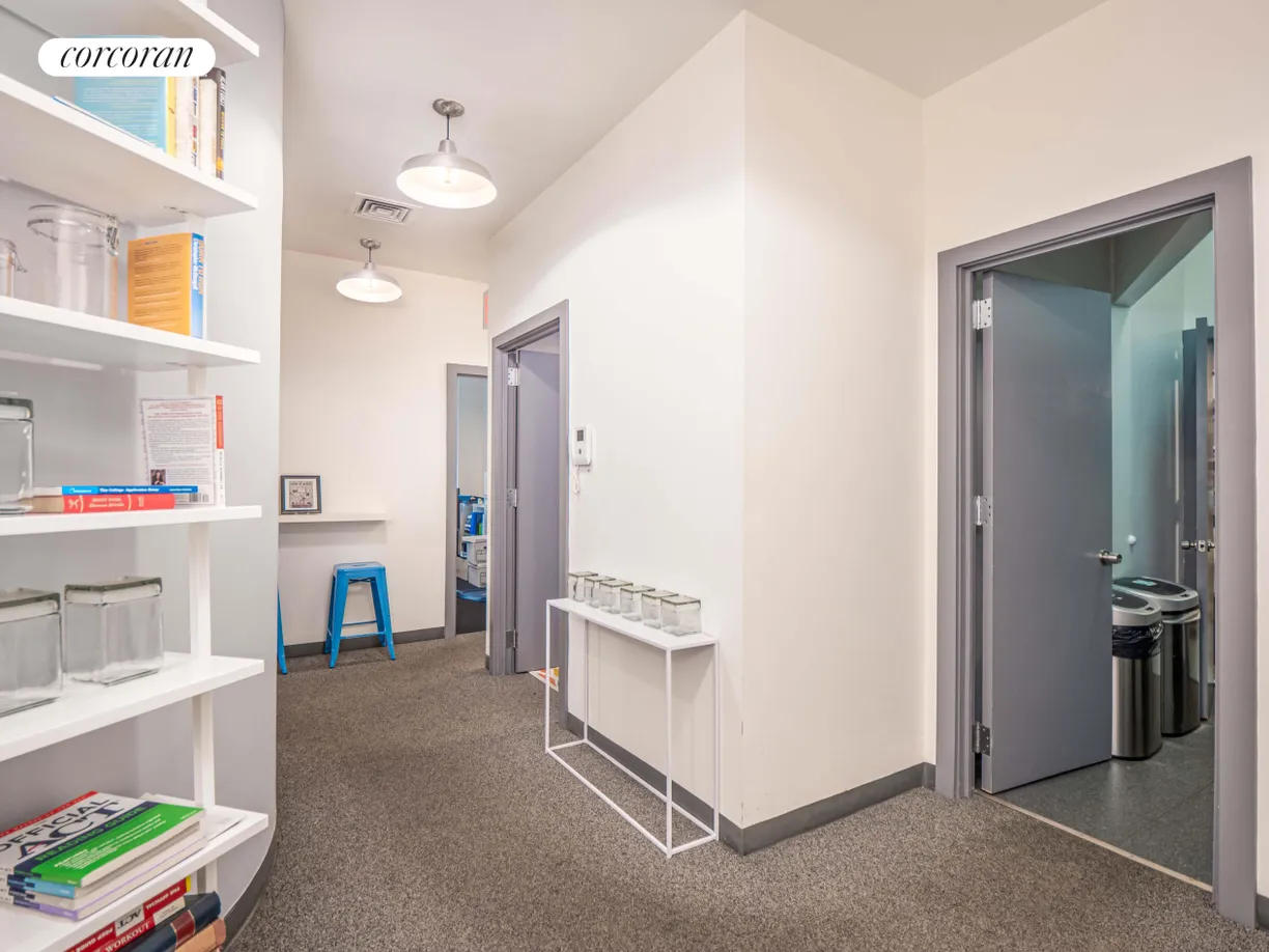 New York City Real Estate | View 241 East 86th Street, 2A | Waiting Area
