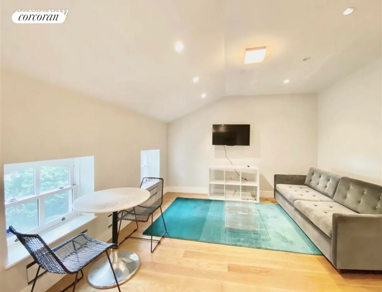 New York City Real Estate | View 127 St Felix Street, 4 | 2 Beds, 1 Bath