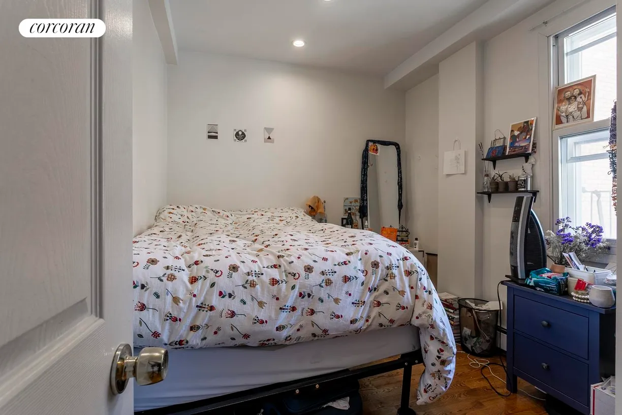 New York City Real Estate | View 295 Graham Avenue, 2 | Bedroom