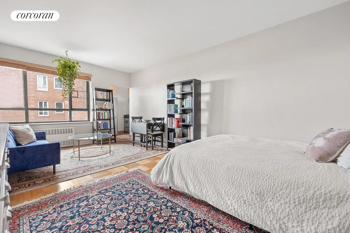 New York City Real Estate | View 130 8th Avenue, 7J | Living Area