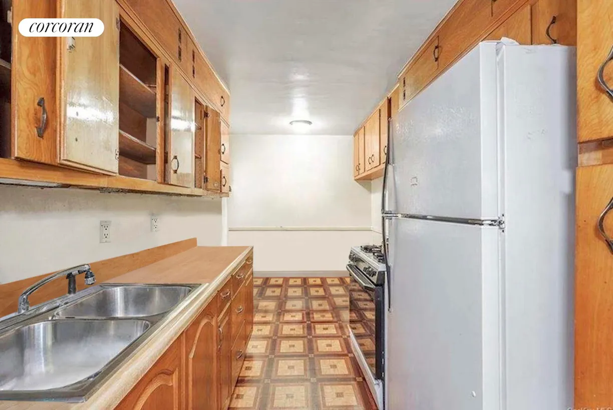 Other US Real Estate | View 480 Riverdale Avenue, 4K | room 1